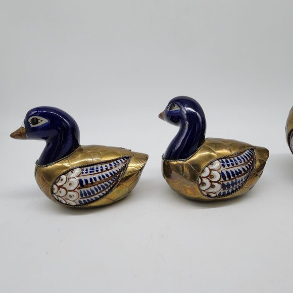 Mexican Tonala Pottery & Brass Duck Figurine Set Of 3 Gold & Blue Mom Ducklings - Picture 4 of 11